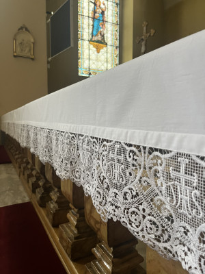 Linen altar cloths